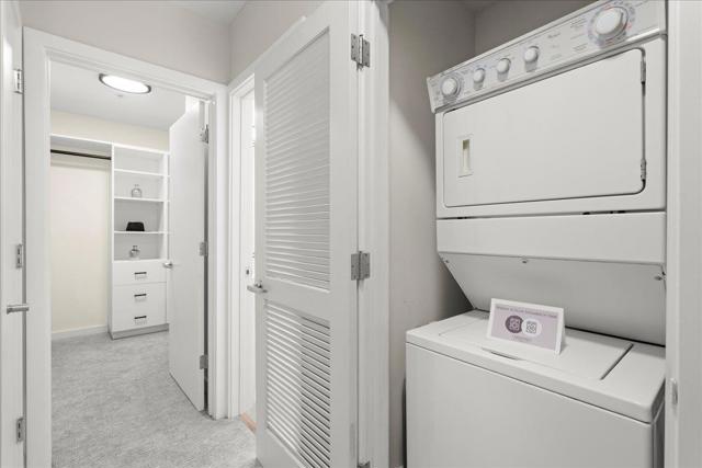 333 Santana Row, San Jose CA: https://media.crmls.org/mediaz/18d85006-b2e1-44e4-aac8-6e0cefe1935c.jpg