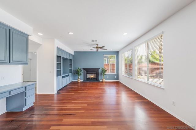 37434 Lumiere Avenue, Murrieta CA: https://media.crmls.org/mediaz/18d8b174-45af-4e2f-815e-06cad5fd26cd.jpg
