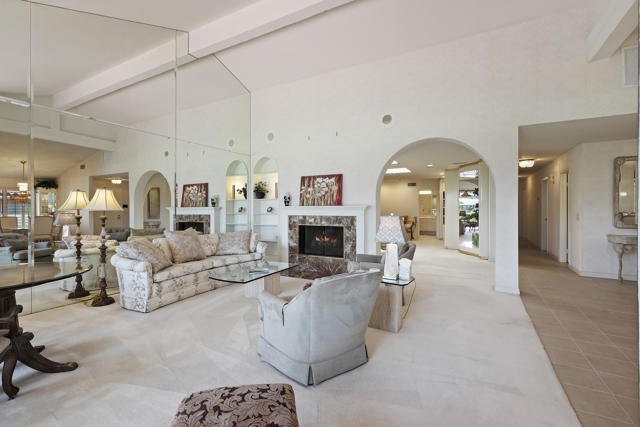 213 Calle Del Verano, Palm Desert, CA 92260