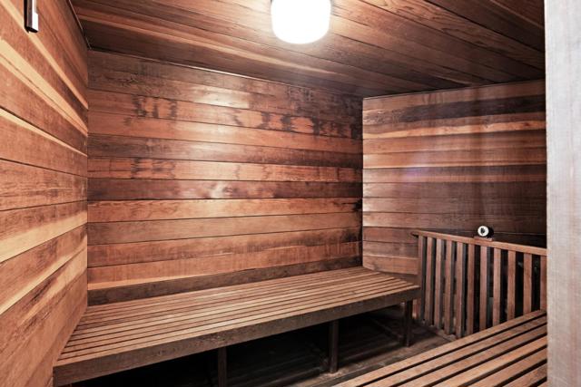 200 Elm Street, San Mateo CA: https://media.crmls.org/mediaz/18d8e0dd-492c-4d71-bb23-5c8098503c81.jpg