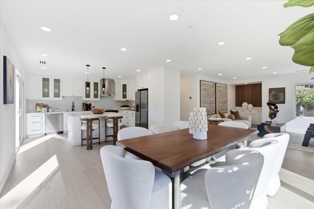 655 Washington Street, Los Altos CA: https://media.crmls.org/mediaz/18daa455-0076-4e65-92ad-c4e5e83a8500.jpg