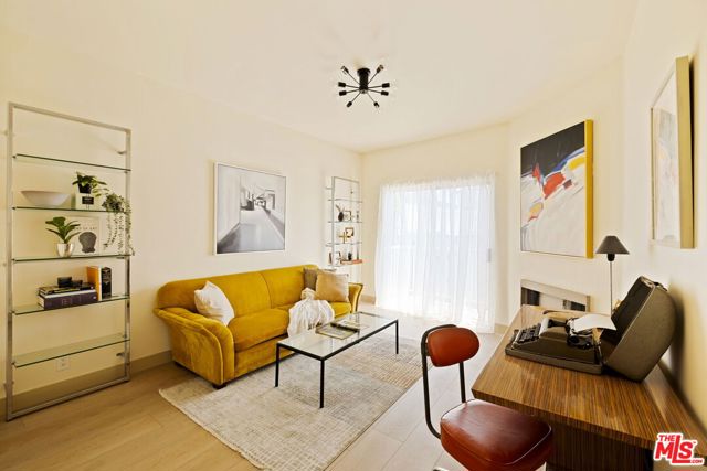1717 Malcolm Avenue, Los Angeles CA: https://media.crmls.org/mediaz/18daa75b-4f67-48df-92b2-0481e1c89e5e.jpg