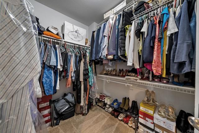 Detail Gallery Image 22 of 64 For 11372 via Rancho San Diego #B,  El Cajon,  CA 92019 - 3 Beds | 2/1 Baths