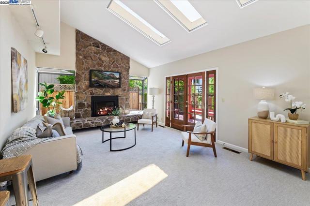 1769 Old Tower Rd, Livermore CA: https://media.crmls.org/mediaz/18dbae72-3ba7-4069-902c-dd6767348859.jpg