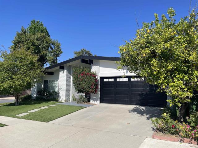 Detail Gallery Image 50 of 56 For 6860 Whitaker Ave, Lake Balboa,  CA 91406 - 3 Beds | 2 Baths