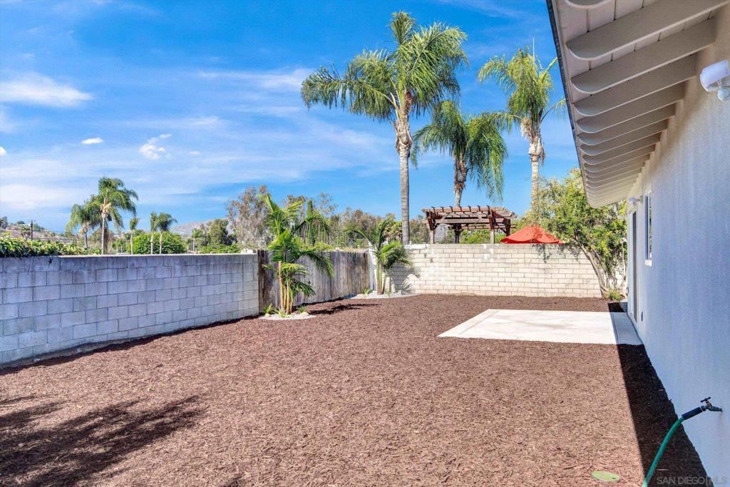 12702 Metate Ln - photo 8