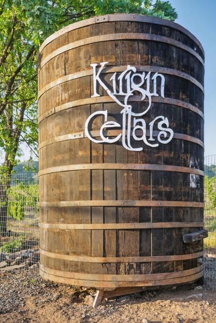 7081 Kirigin Way, Gilroy CA: https://media.crmls.org/mediaz/18ddfa09-d616-49da-890e-a79014a56cd1.jpg