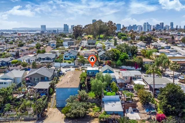 405 Langley St, San Diego CA: https://media.crmls.org/mediaz/18de334d-07ec-4d3c-9700-555699105fa8.jpg