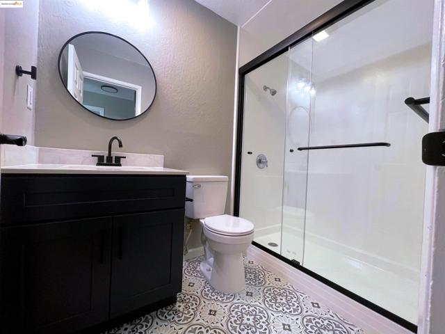 2723 E Tregallas Rd, Antioch CA: https://media.crmls.org/mediaz/18de3dcf-8828-4c31-bcb8-29e09fb944e5.jpg