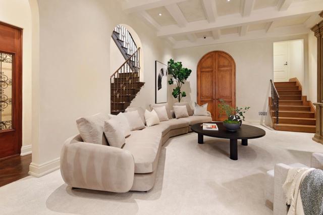 241 Polhemus Avenue, Atherton CA: https://media.crmls.org/mediaz/18de7274-49ee-4d96-993e-205bfe0d5ebe.jpg