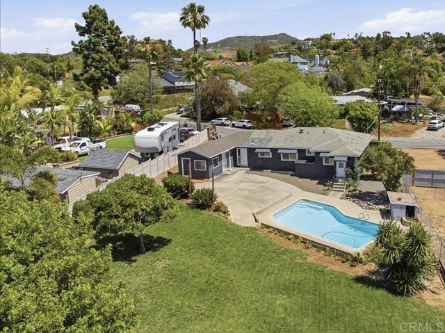 Detail Gallery Image 24 of 28 For 387 Girard Way, Vista,  CA 92084 - 3 Beds | 2 Baths