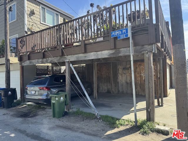 9 19th Avenue photo 6