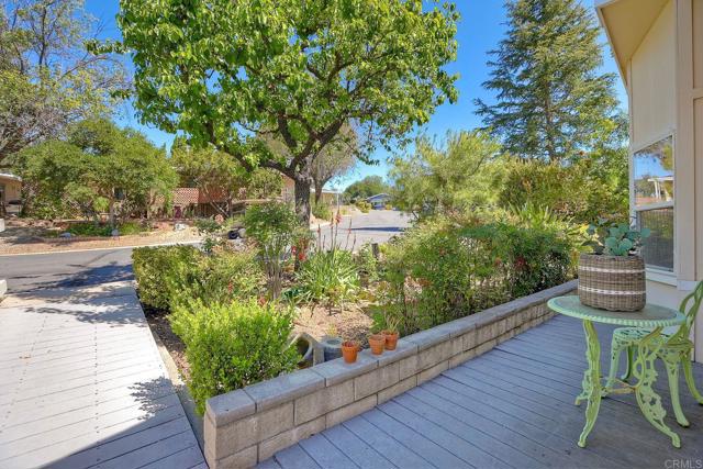 Detail Gallery Image 4 of 38 For 18218 Paradise Mountain Rd Spc 124 #LOT 124,  Valley Center,  CA 92082 - 2 Beds | 2 Baths