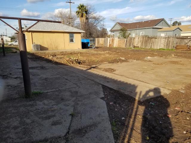 7440 38th Avenue, Sacramento CA: https://media.crmls.org/mediaz/18e206a8-2ebf-44d8-a6fc-8e3a0e085fdc.jpg