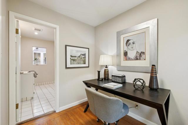 10605 Berkshire Drive, Los Altos Hills CA: https://media.crmls.org/mediaz/18e3e1c8-fc14-42a3-b563-4d8080e5b7bb.jpg