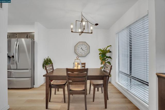 1120 Kenwal Rd, Concord CA: https://media.crmls.org/mediaz/18e41bc8-9093-4015-9dc3-37a4cb4338fe.jpg