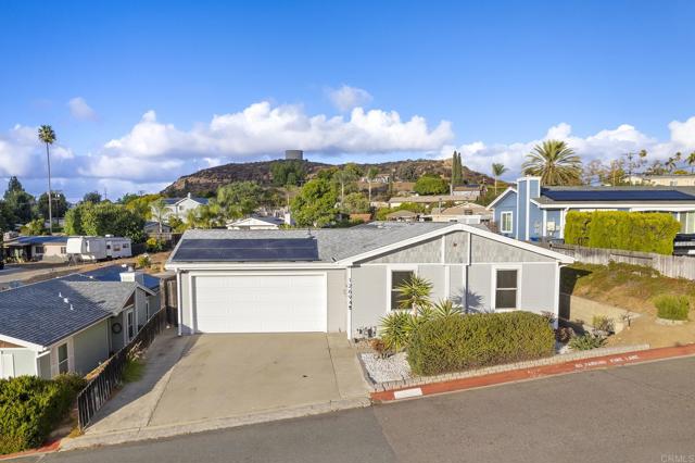 12694 Jackson Heights Drive, El Cajon CA: https://media.crmls.org/mediaz/18e4c718-02ee-4df6-af62-a5bbe99459bb.jpg