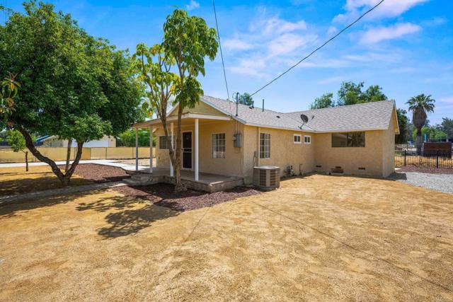Detail Gallery Image 18 of 33 For 7080 Valley Way, Jurupa Valley,  CA 92509 - 3 Beds | 2 Baths