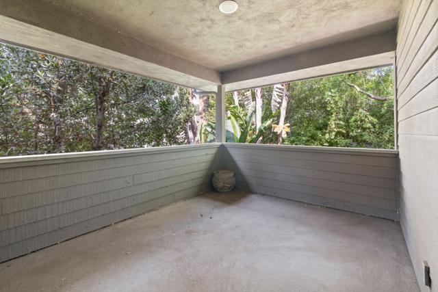 33 Edgewood Way, Santa Cruz CA: https://media.crmls.org/mediaz/18e7a85d-8b19-4e2f-956b-9f84458f636e.jpg