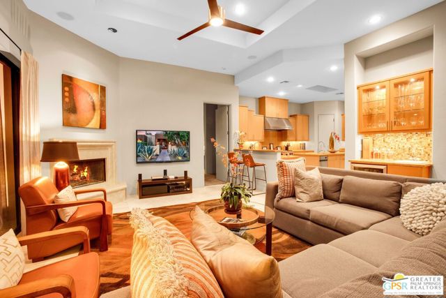 39700 Keenan Drive, Rancho Mirage CA: https://media.crmls.org/mediaz/18e7b10a-1504-44fa-81e7-1c4e73c07fac.jpg