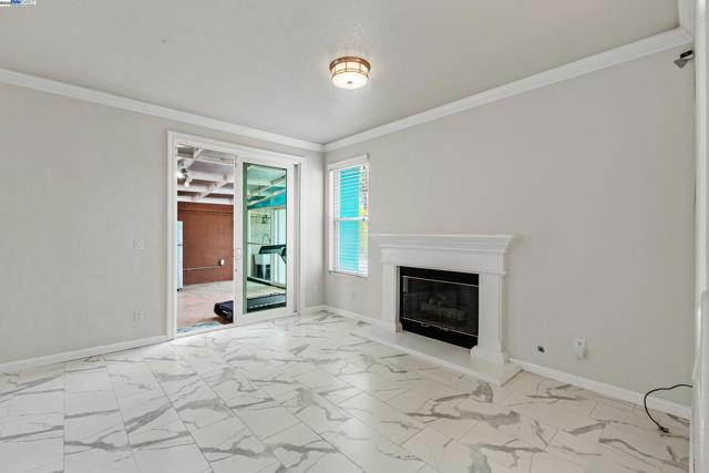 1205 Amber Court, San Leandro CA: https://media.crmls.org/mediaz/18e7d93f-f5aa-4a8f-b3ed-bd28996431d4.jpg