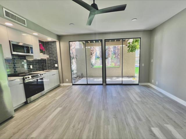 46855 Mountain Cove Drive, Indian Wells CA: https://media.crmls.org/mediaz/18e8256d-6f55-4f94-817f-6422db76ef2a.jpg