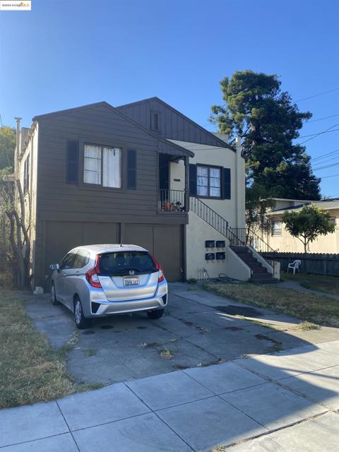 1100 Park AVE, Alameda CA: https://media.crmls.org/mediaz/18e83a5d-cf93-4964-9771-bd6ba88dea4d.jpg