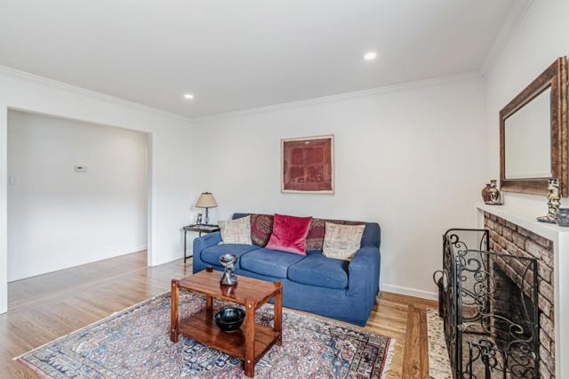 2261 Whitman Way, San Bruno CA: https://media.crmls.org/mediaz/18e8ff4a-7f39-462c-ba73-c2ae2764688e.jpg