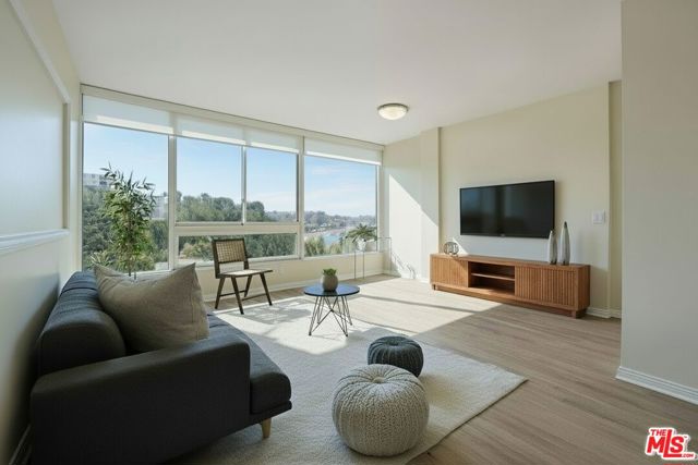 Drew Fenton | 17350 W Sunset Boulevard Pacific Palisades CA | MLS: 7337180 Drew Fenton | 17350 W Sunset Boulevard Pacific Palisades CA | MLS: 7337180