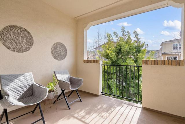 2758 Montecito Vista Way, San Jose CA: https://media.crmls.org/mediaz/18eaa055-9b50-4f53-8929-94126b80ccb8.jpg