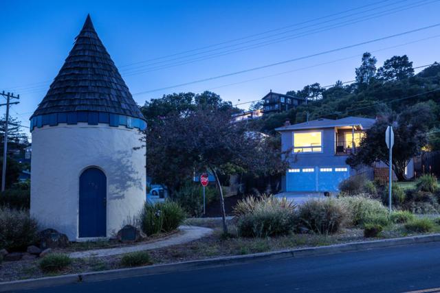 732 Alameda De Las Pulgas, Belmont CA: https://media.crmls.org/mediaz/18eac029-860e-4013-b990-9a0c98f528de.jpg