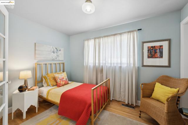 2835 Gaynor Ave, Richmond CA: https://media.crmls.org/mediaz/18ead4cd-0f9d-4215-9208-463f10278063.jpg