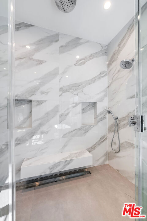 4365 Kraft Avenue, Studio City CA: https://media.crmls.org/mediaz/18eb5348-cda6-4f4b-afe1-ef4c5e98b1b7.jpg