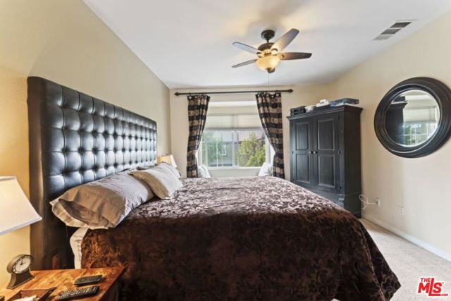 28703 Calle De La Paz Drive, Valencia CA: https://media.crmls.org/mediaz/18ec59d9-de7a-4794-ac13-6ead95457fcb.jpg