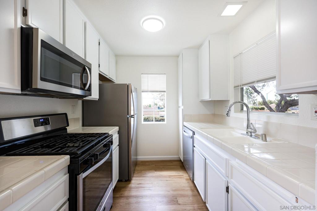 10740 Aderman Ave - photo 9