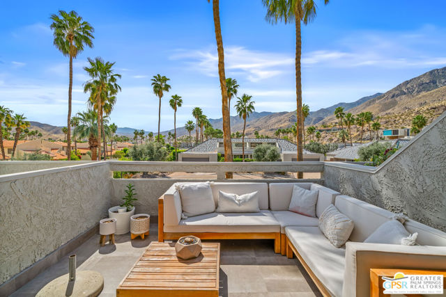 120 E Perlita Circle, Palm Springs, CA 92264