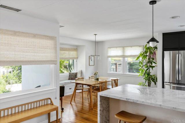 Detail Gallery Image 10 of 36 For 2029 S Horne St, Oceanside,  CA 92054 - 2 Beds | 2 Baths
