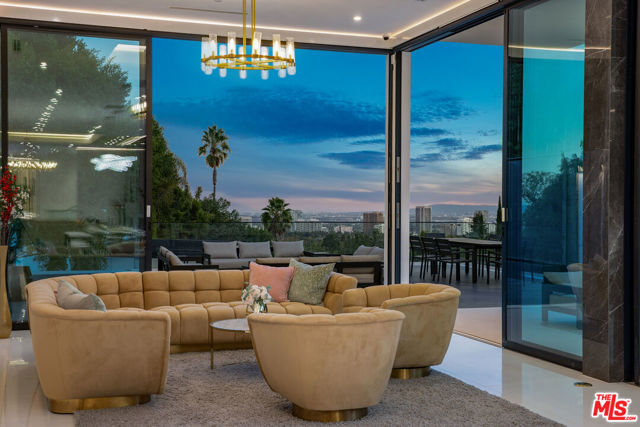 677 Nimes Road, Los Angeles CA: https://media.crmls.org/mediaz/18ef2324-4b57-4a0d-9650-67cb289a03e5.jpg
