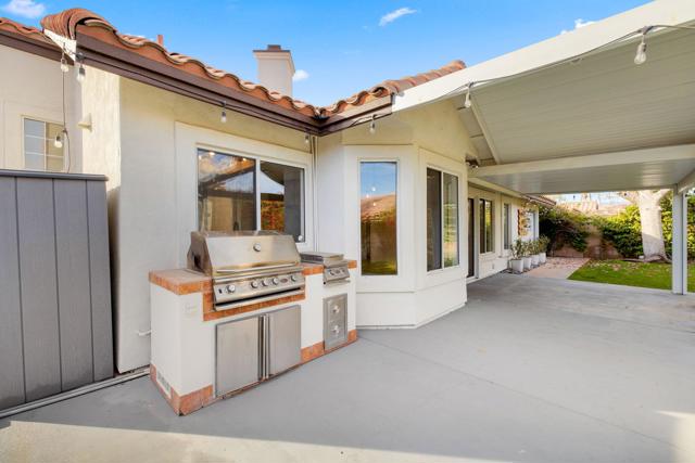 44260 Villeta Drive, La Quinta CA: https://media.crmls.org/mediaz/18ef5bcf-94b8-476c-8709-4247a9880499.jpg