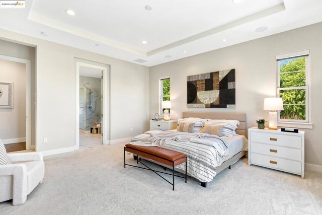63 Tomcat Way, Orinda CA: https://media.crmls.org/mediaz/18ef5f87-77d3-4bc2-acb5-7a08c2f3c598.jpg