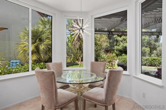 17635 Parlange Pl, San Diego CA: https://media.crmls.org/mediaz/18ef77e4-a5f0-4b15-849d-8f96be41fe86.jpg