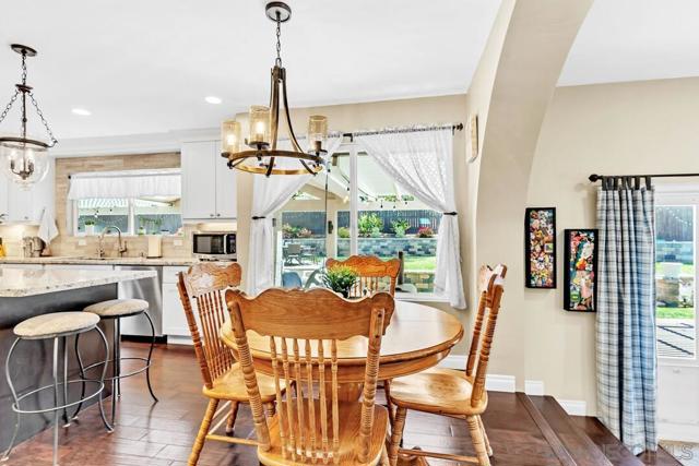 1817 Sunny Slope Terrace, Escondido CA: https://media.crmls.org/mediaz/18efe558-2d87-4d20-9df3-775e1ed2e534.jpg