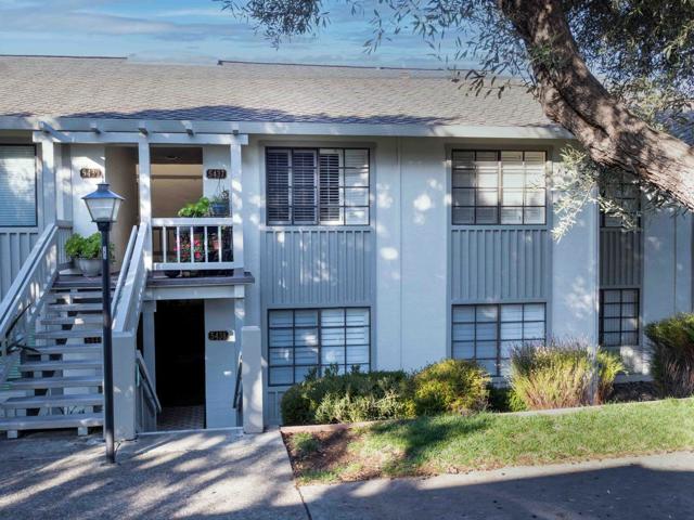 5437 Cribari Green, San Jose CA: https://media.crmls.org/mediaz/18f33972-7b4d-43e7-8316-fb307ba65084.jpg