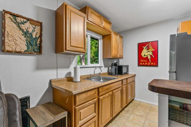 13896 Bear Creek Road, Boulder Creek CA: https://media.crmls.org/mediaz/18f4716a-b251-44c2-973c-e75605d114b3.jpg