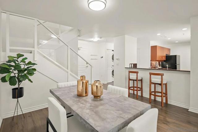 300 W Beech, San Diego CA: https://media.crmls.org/mediaz/18f4f75b-a18c-488f-a738-09f449610e71.jpg
