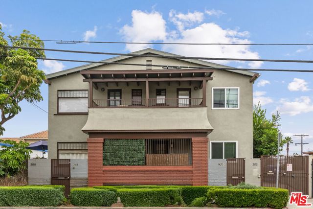 3166 San Marino Street, Los Angeles CA: https://media.crmls.org/mediaz/18f79576-656d-436d-8e41-20dfe62f1d41.jpg