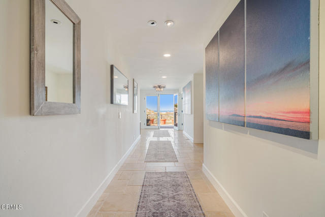1501 Mandalay Beach Road, Oxnard CA: https://media.crmls.org/mediaz/18f7b9bb-2b60-4359-9a5e-bbbdccb07c4b.jpg