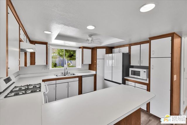 MLS #25594715PS image #24