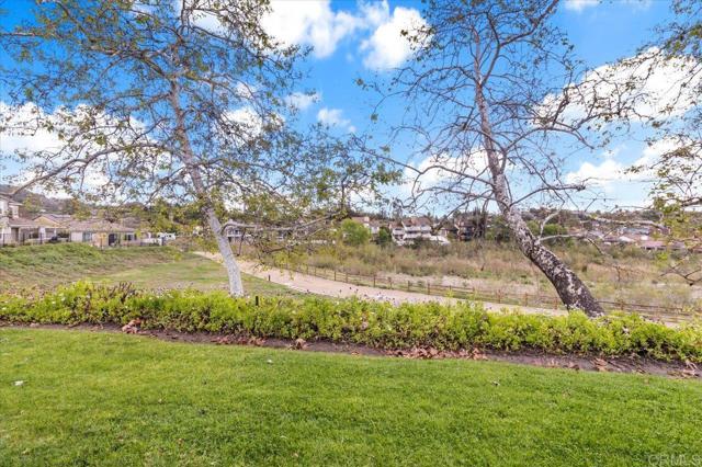 Detail Gallery Image 14 of 33 For 1113 Wren, Escondido,  CA 92026 - 2 Beds | 2/1 Baths