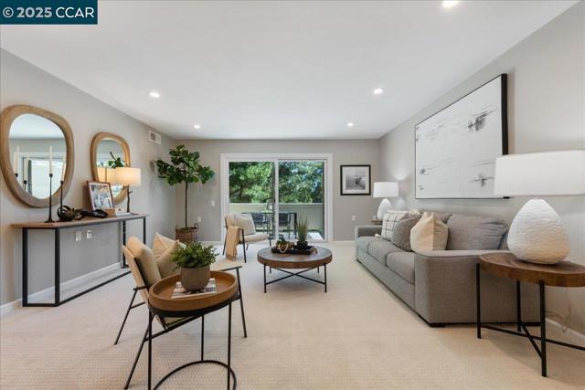 2749 Pine Knoll Dr., Walnut Creek CA: https://media.crmls.org/mediaz/18f85446-0a9b-4d05-8dbd-504a2cd51519.jpg